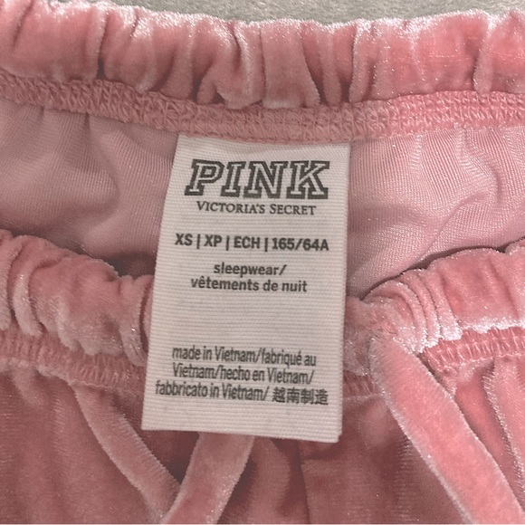 Velvet PINK VS Sleepwear Shorts - Picture 3 of 3
